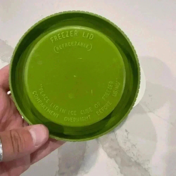 Vintage Aladdin Thermos Green and White 8 oz Model #7000 - Picture 5 of 7